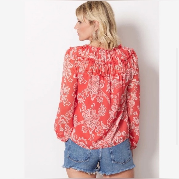 Evereve Hayden Chiffon Gathered Blouse M - Picture 2 of 11